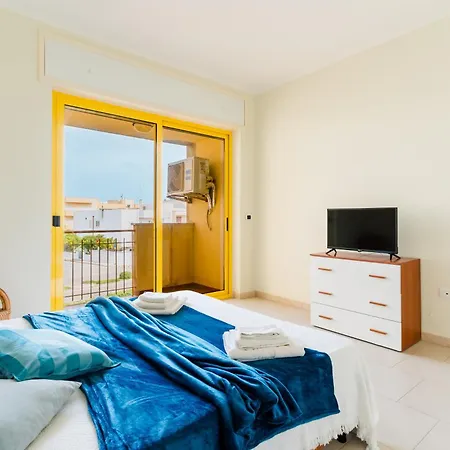 Casa Fedra A Holiday home
